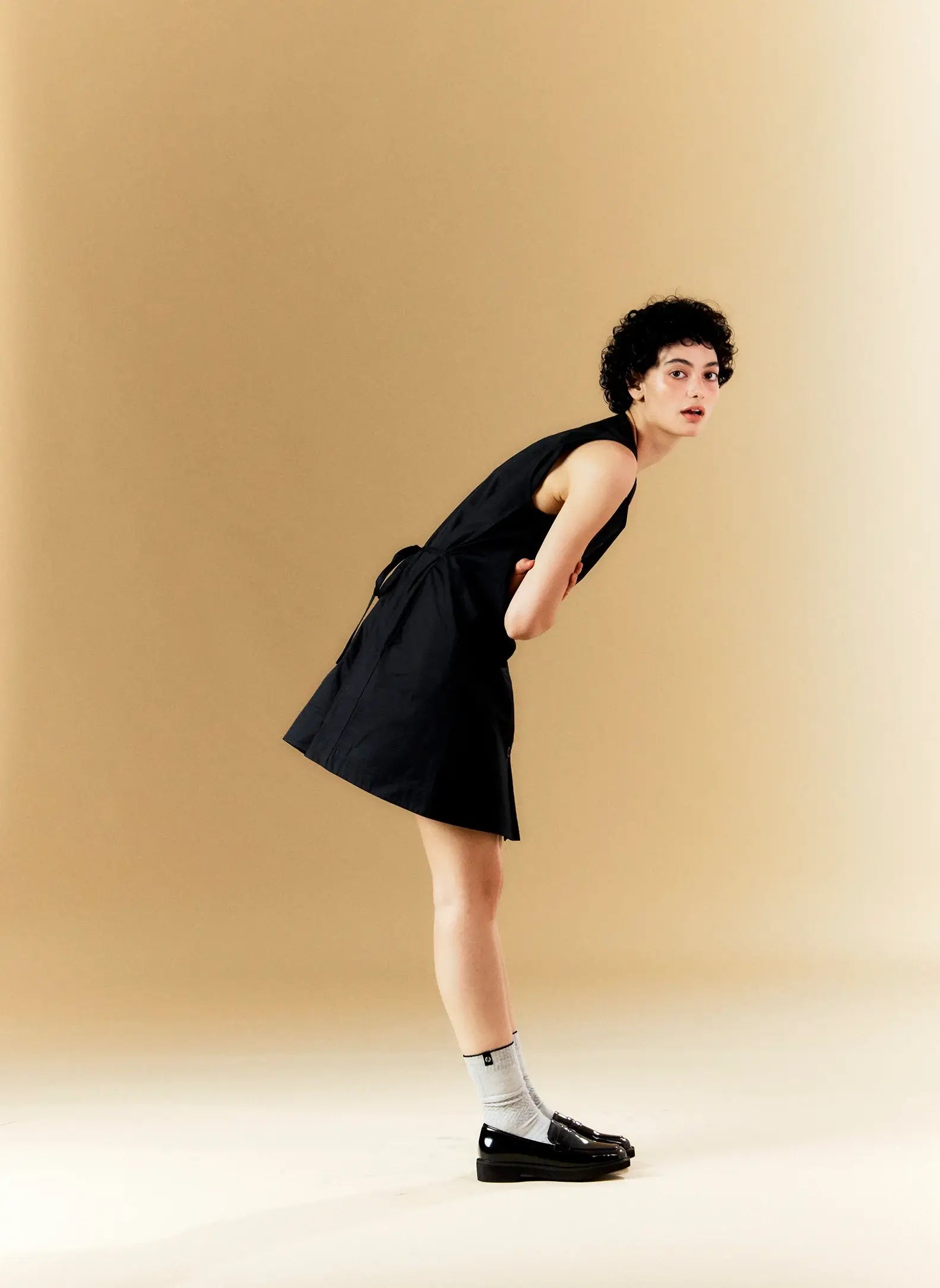 ONDO_CrewGreyF_05_RETOUCHED.jpg